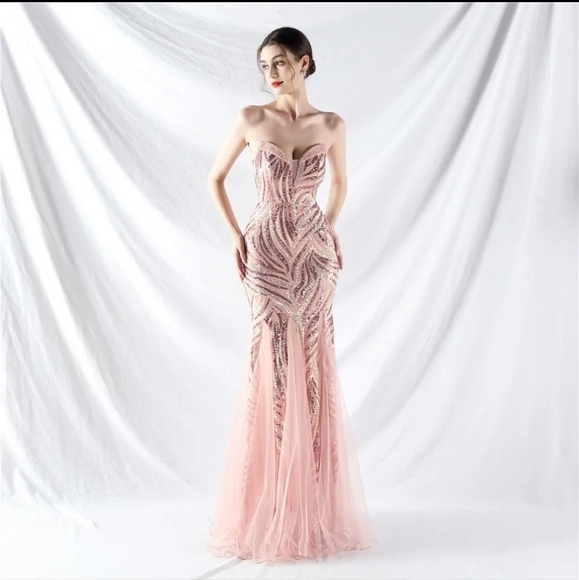 Pink, Striped Print,  Backless,  Sleeveless,  Contrast Sequined Mermaid … - Picture 7 of 16